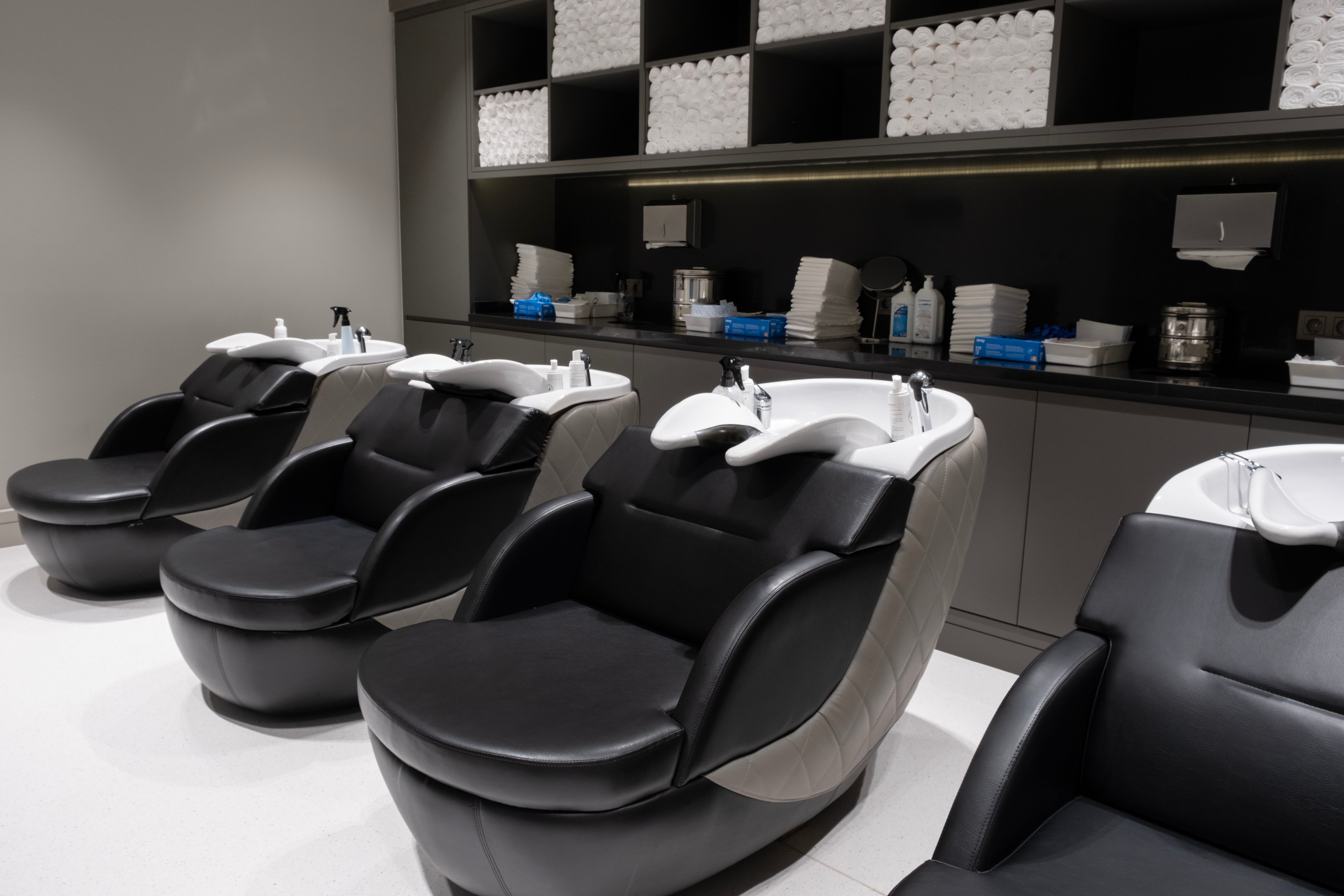 Smile Hair Clinic - 4