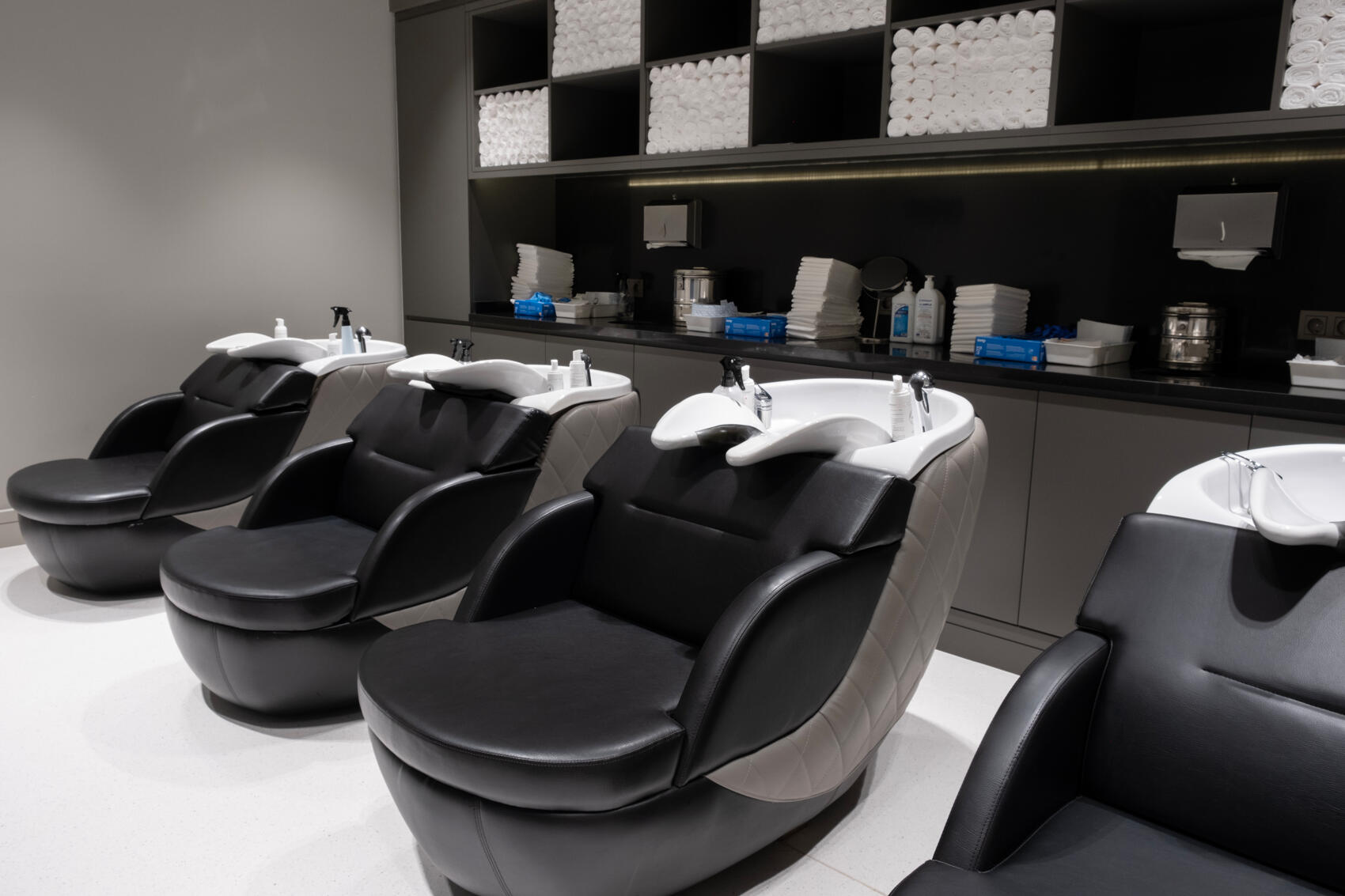 Smile Hair Clinic - 4