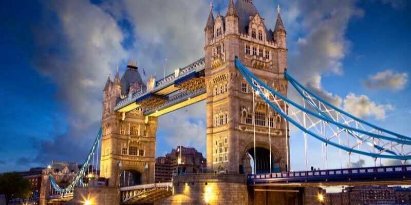 Some of the best liposuction specialists can be found in the UK