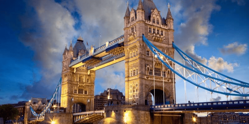 Some of the best liposuction specialists can be found in the UK
