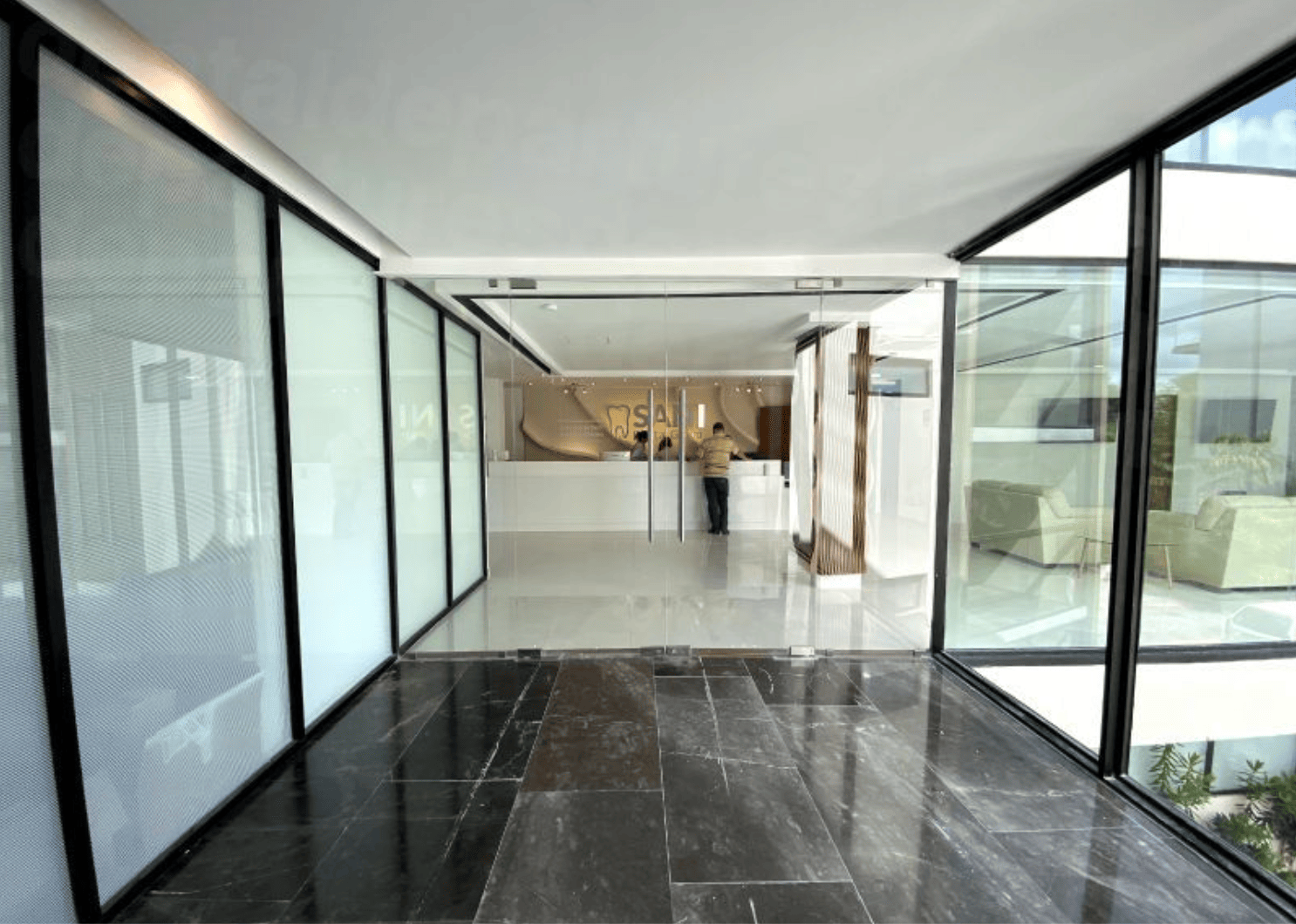 Sani Dental Cancun Riviera Clinic