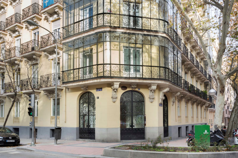 Ocean Clinic Madrid from outside