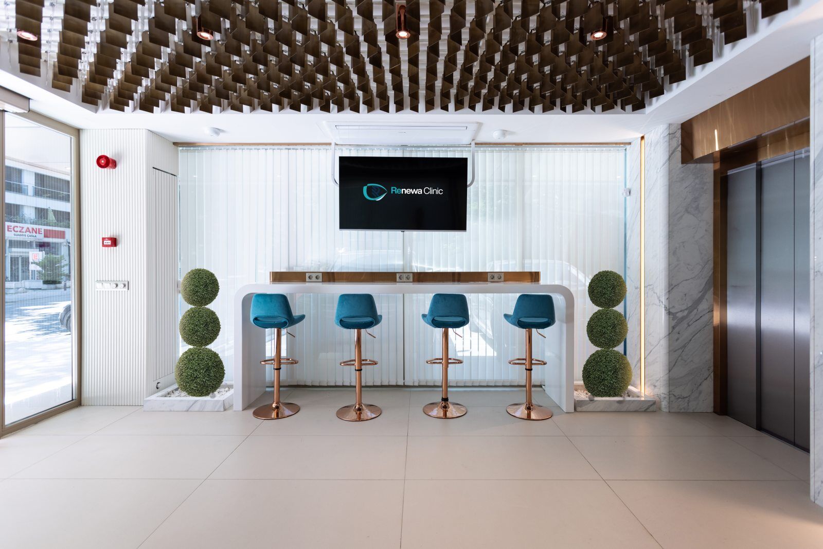 Dr. Ziya Yavuz Hair Transplant Clinic