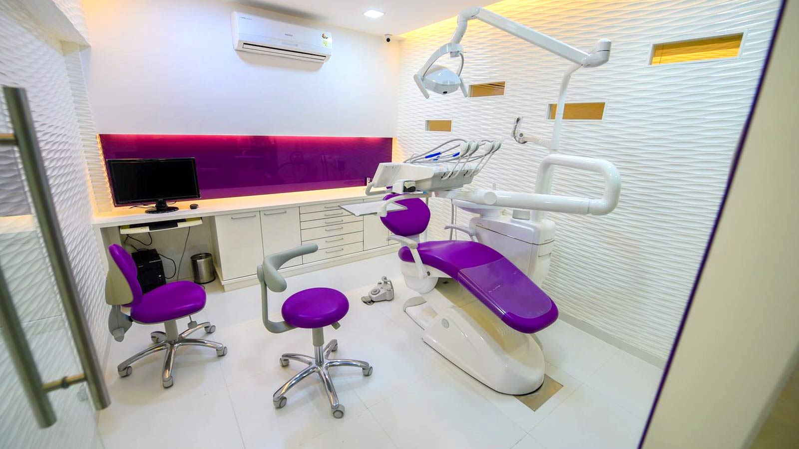 Apollo White Dental Chennai - 1