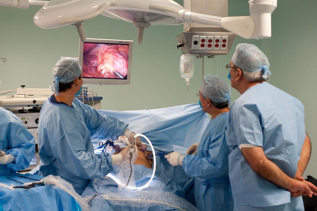 Dr. Corzo Clinic at Victoria Medical Cancun - 4