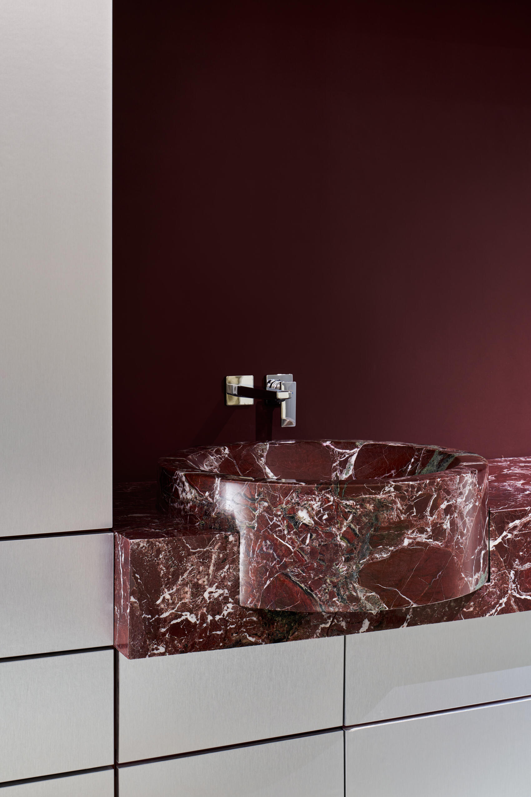 photos.en_1764935463683