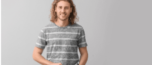 Glücklicher Mann nach andrologischer Behandlung.