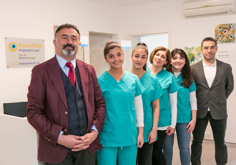 Das Team des KölnerWelt Augenzentrums