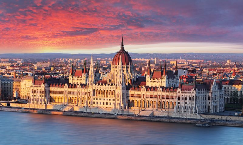Dental crowns in Hungary are a popular choice amongst international patients