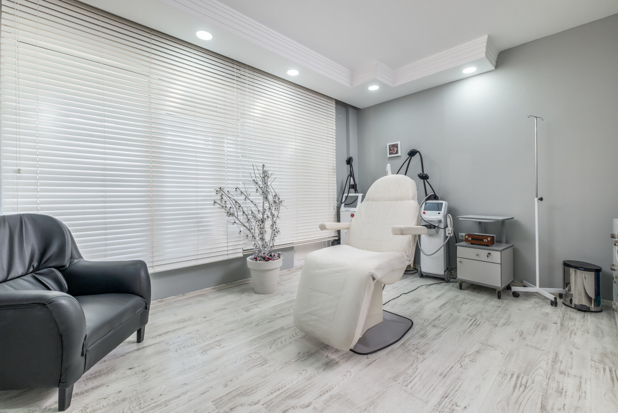 Novus Health Hair Transplant Clinic