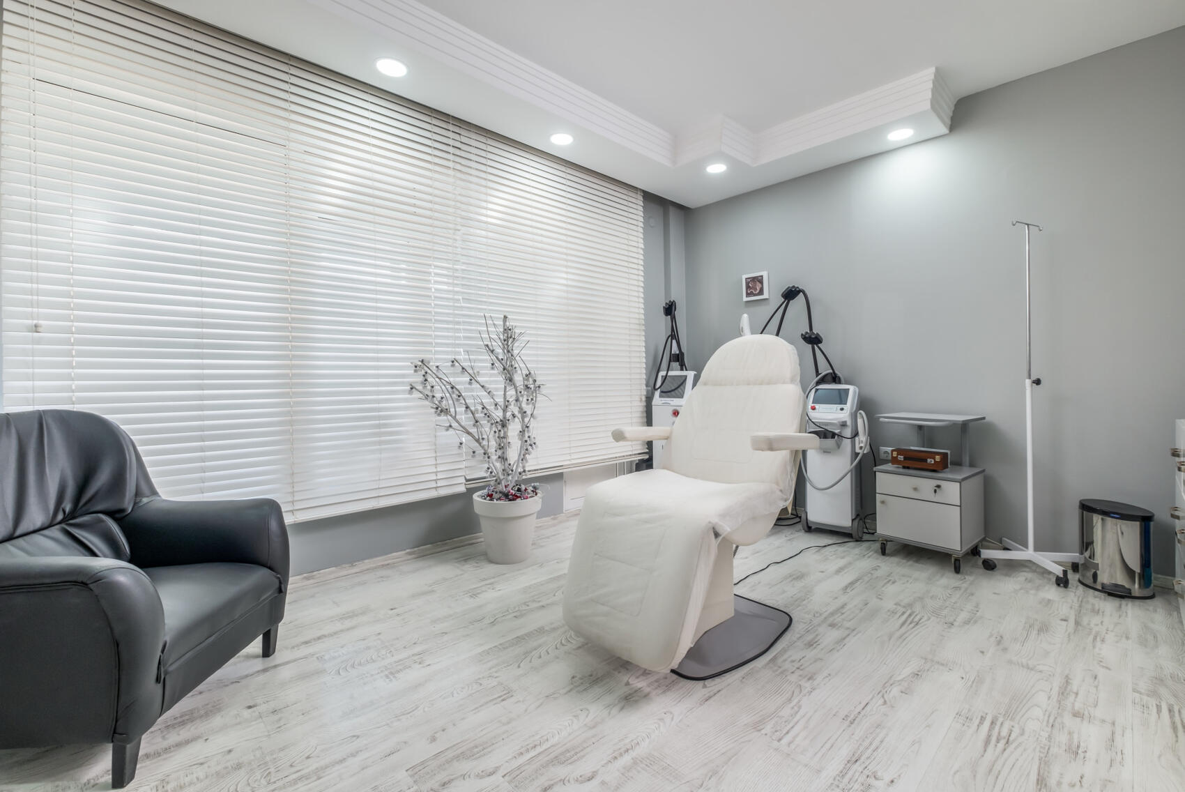 Novus Health Hair Transplant Clinic