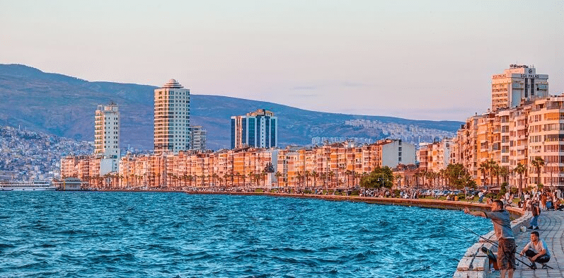 Veneers in Izmir