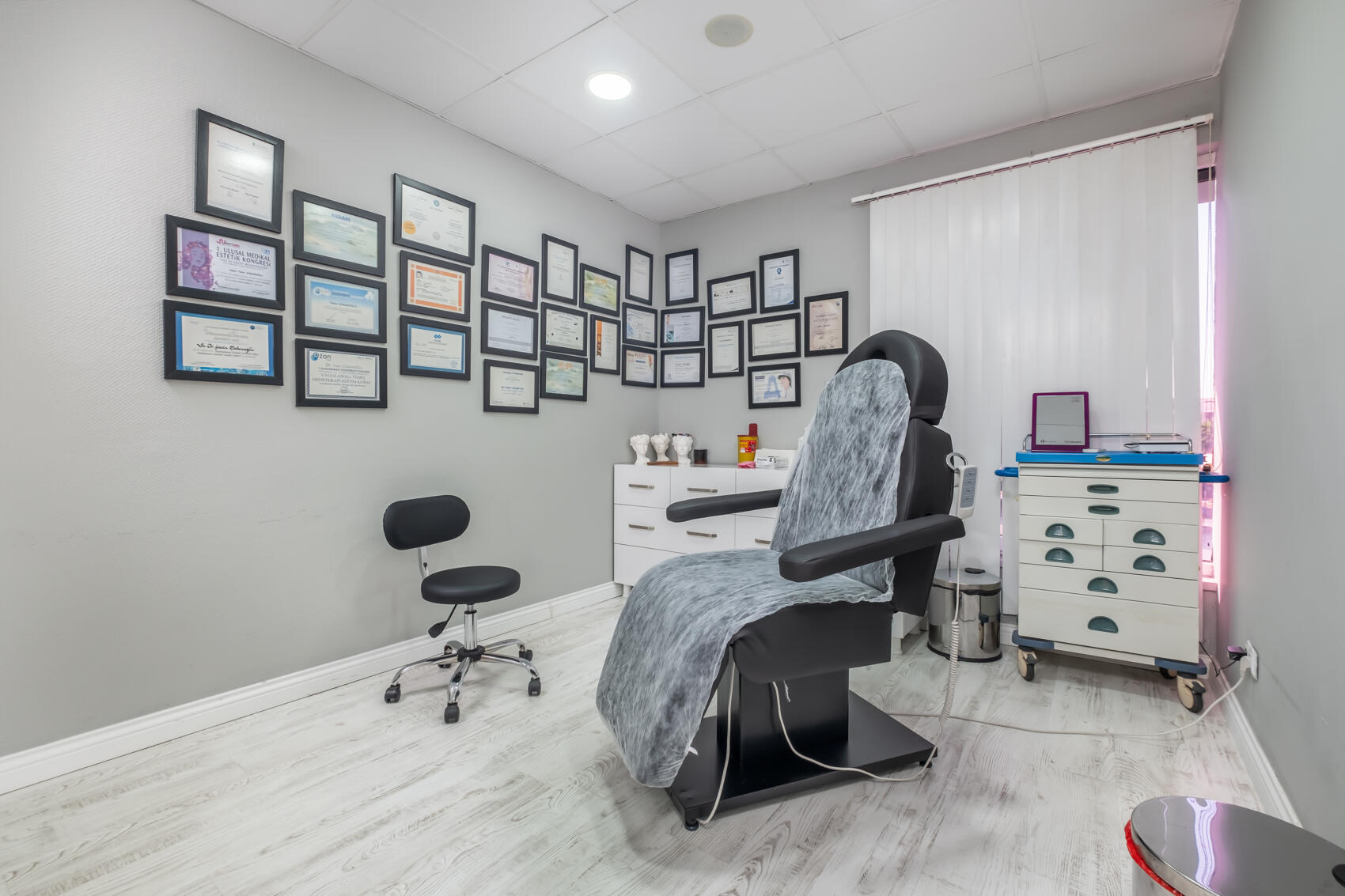 Novus Health Hair Transplant Clinic