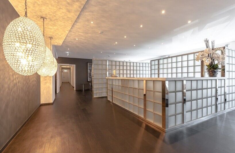 Spreebogen Eye Clinic Reception Desk