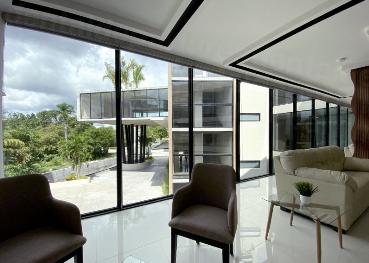 Sani Dental Cancun Riviera Clinic