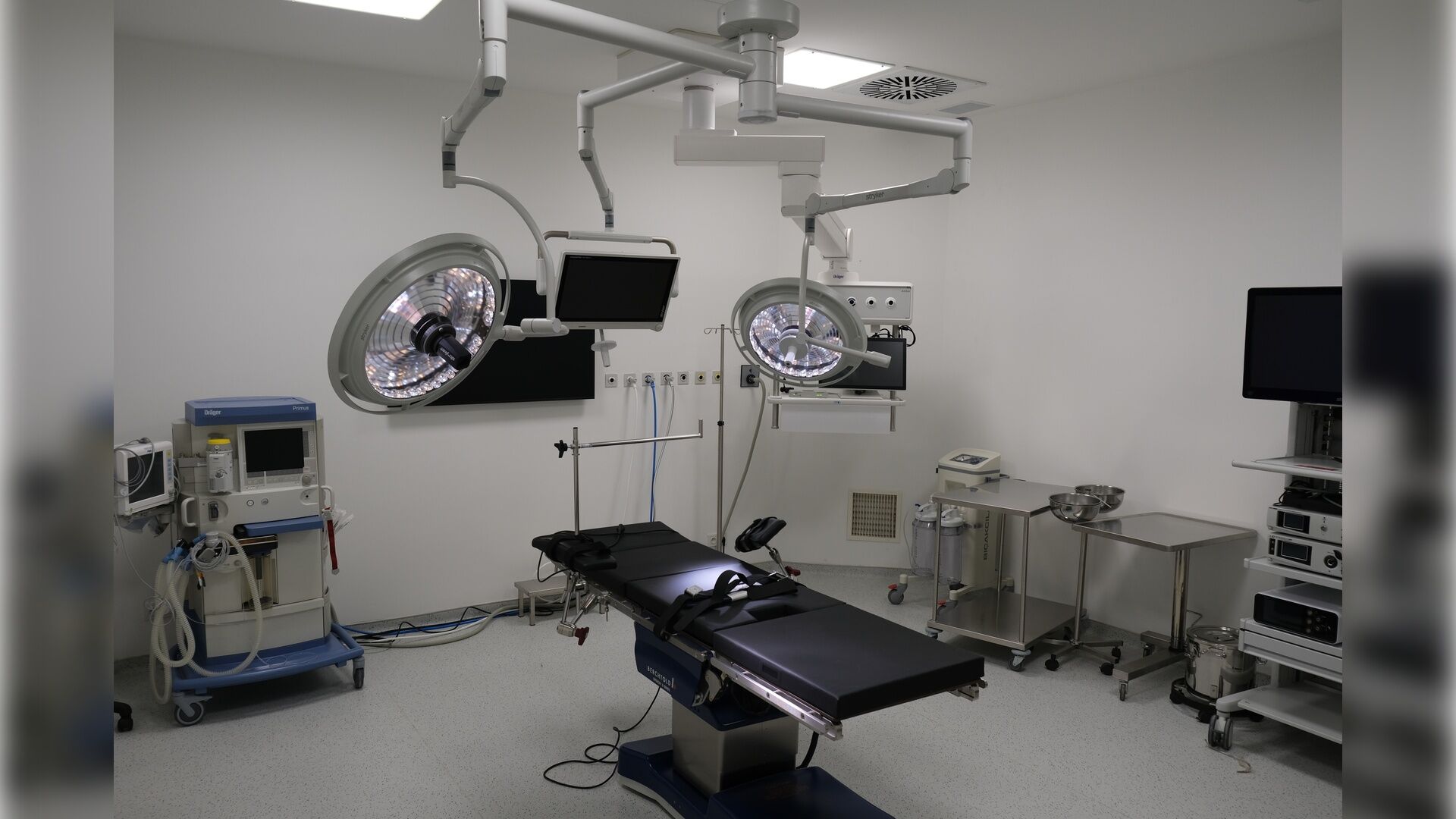 Bahcesehir University Dental Hospital