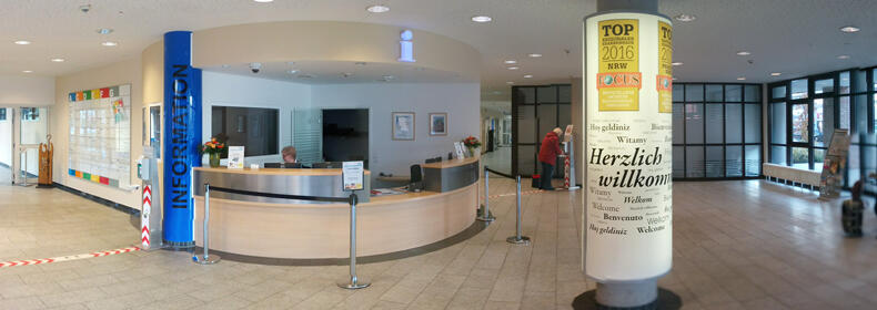 2 - Reception area at EKO Hospital Oberhausen