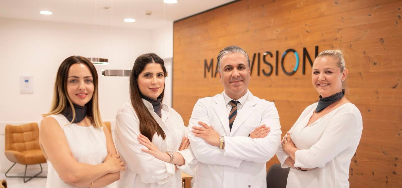 The team at MAIN VISION